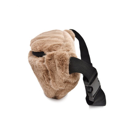Cena fabryczna Faux Rabbit Fur Torba na talię Zimowa nerka Kobieta Travel Bum Hip Monety Etui na telefon Casual Torba na klatkę piersiową
