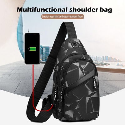 Męska torba na klatkę piersiową z zabezpieczeniem przed kradzieżą, krótka podróż, posłańcy, torby USB do ładowania Crossbody